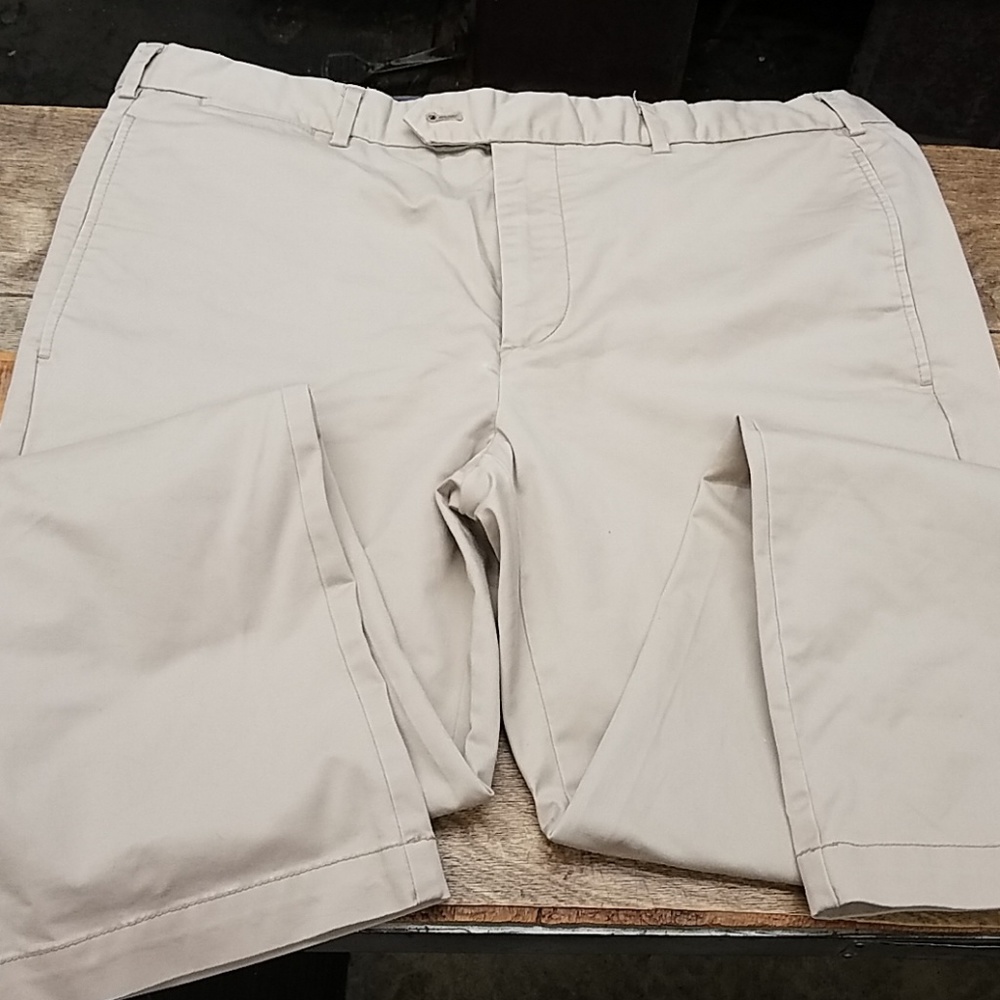 Cremieux Men's Khaki pants